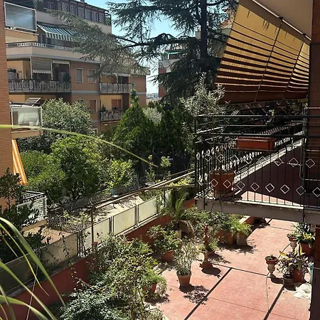 בית אירוח Casaletto House-1 *