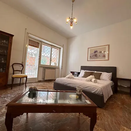 Quarto em Acomodações Particulares Casaletto House-1 Roma